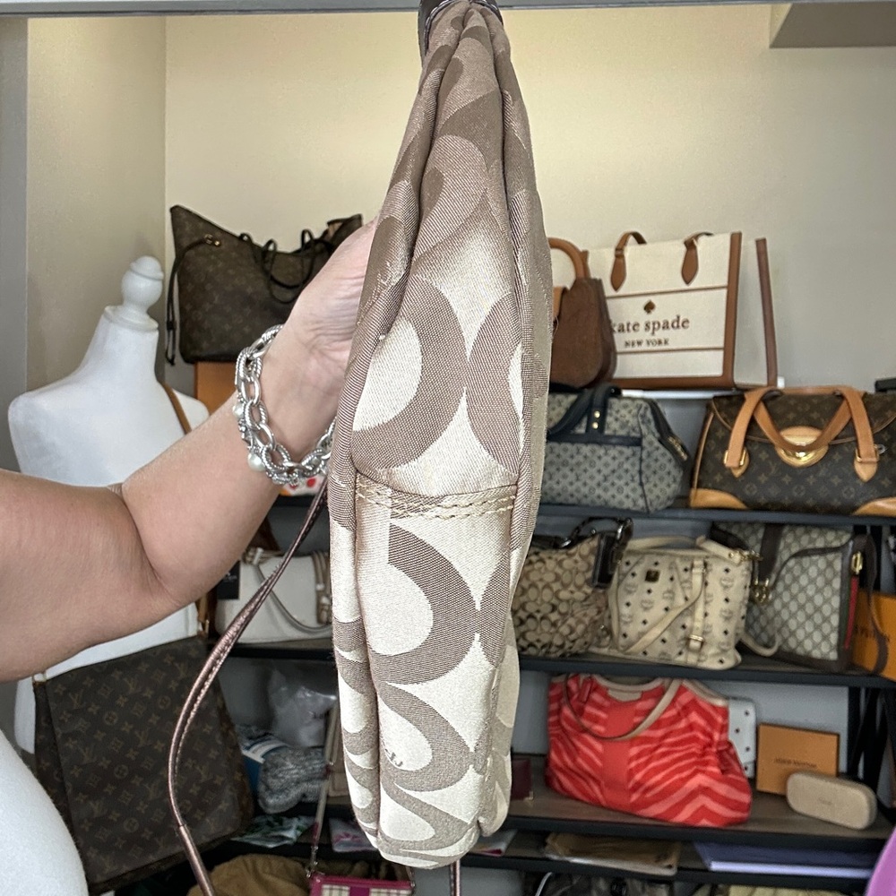 Coach Signature Pleated Tote 14058 Khaki Brown Metallic Trim Excellent Condition - Picture 5 of 11